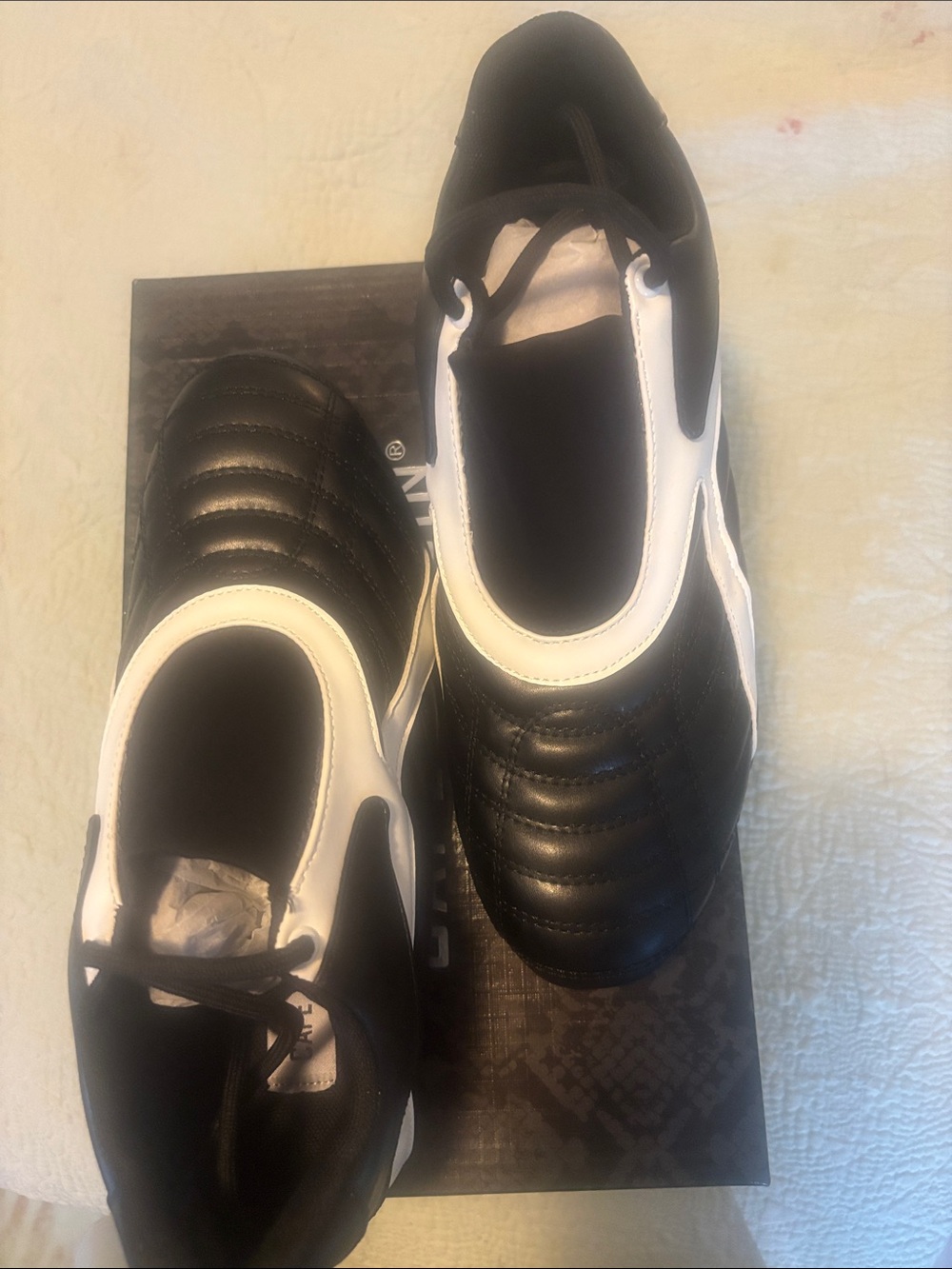 Cape Robbin Black and White Quilted Slip-On Athletic Sneakers.  Size 8M